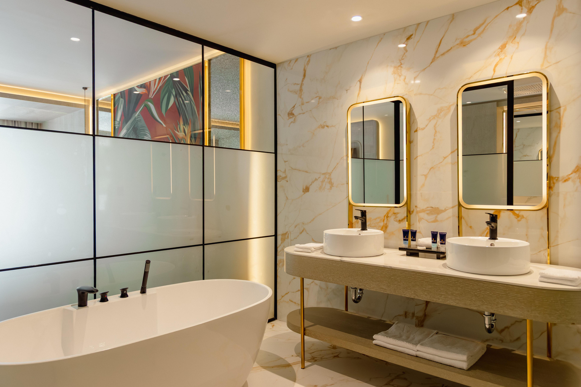 Luxury, Double Bed, Pool View