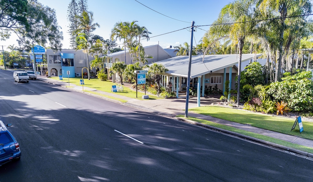 The Beach Motel Hervey Bay 52/72