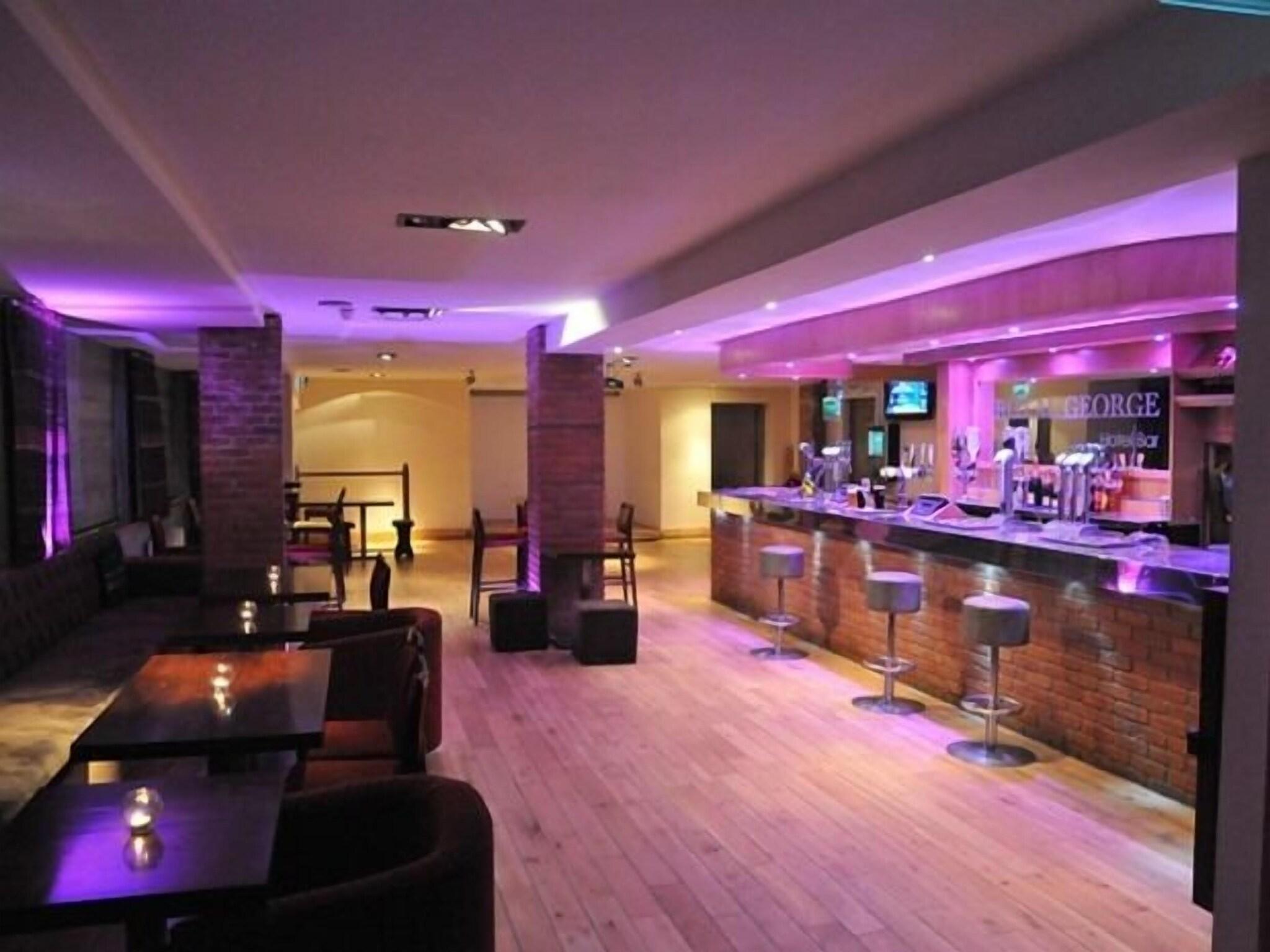 Royal George Hotel 20/25