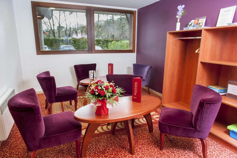 Brit Hotel Agen - L Aquitaine 32/53