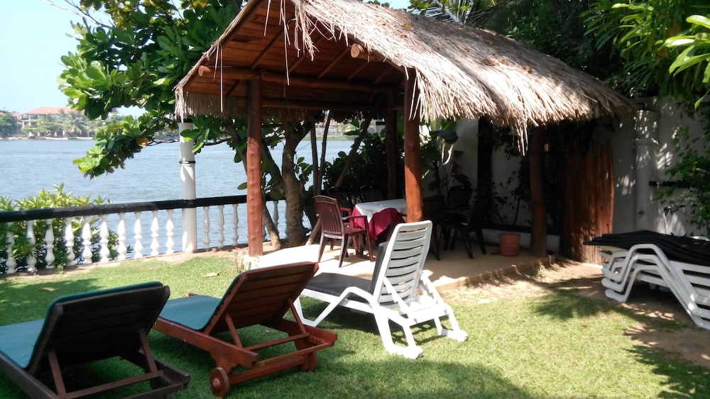 Hotel Hemadan 39/50