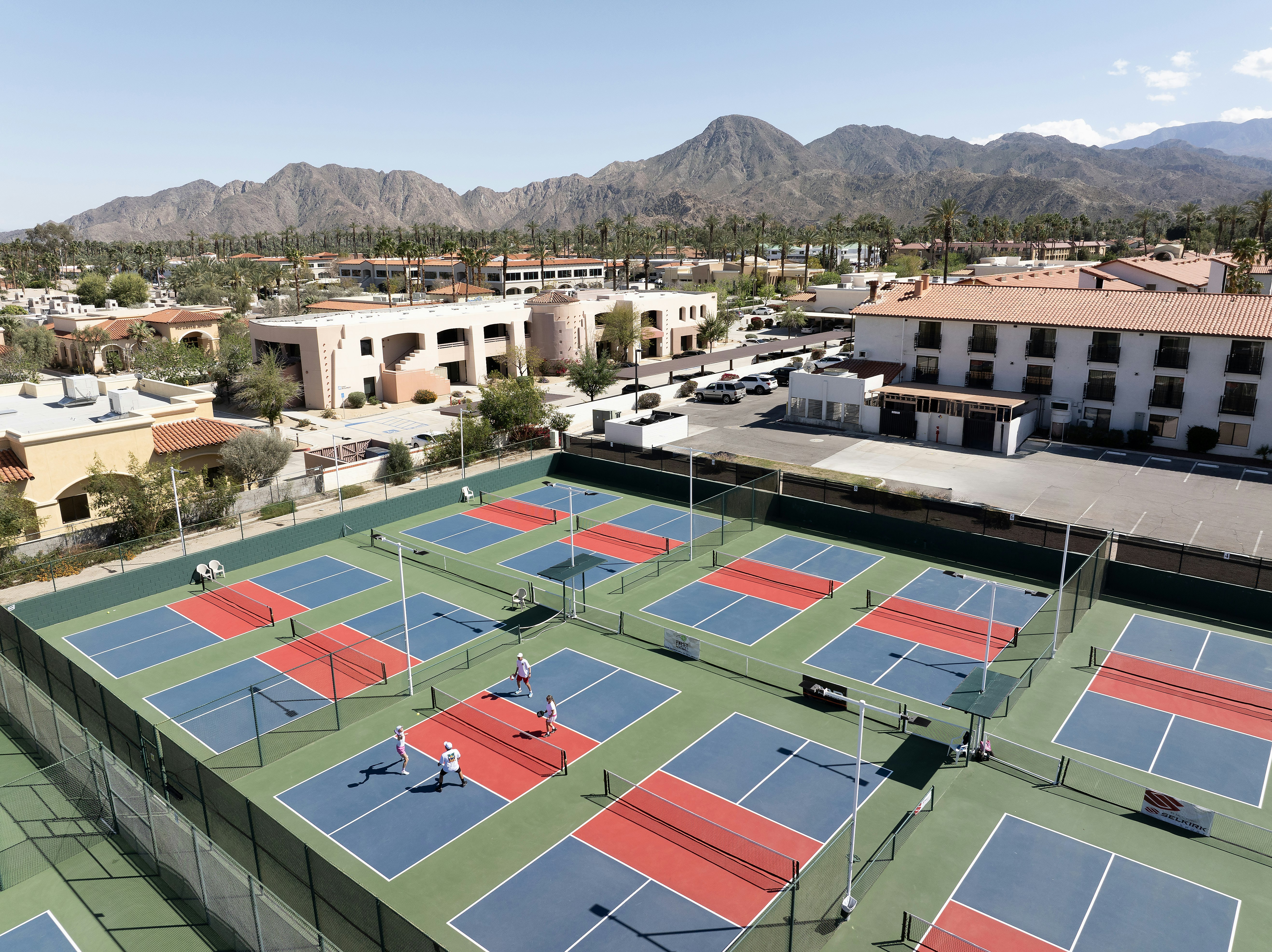 Embassy Suites Hotel Palm Desert 11/34