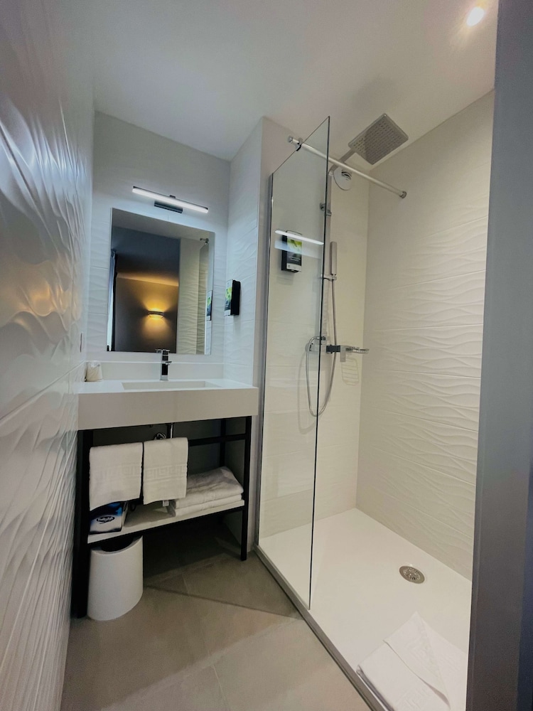 Sure Hotel By Best Western Les Portes De Montauban 7/41