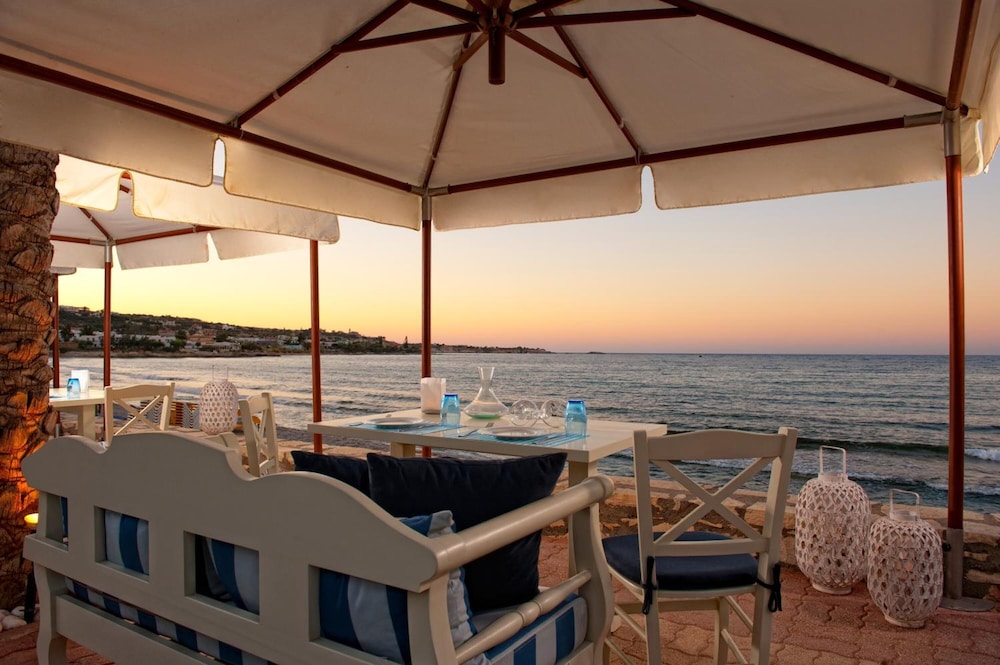 Hersonissos Palace 65/70