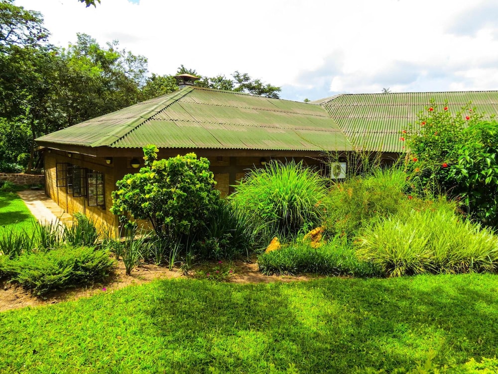 Woodlands Lilongwe 24/34