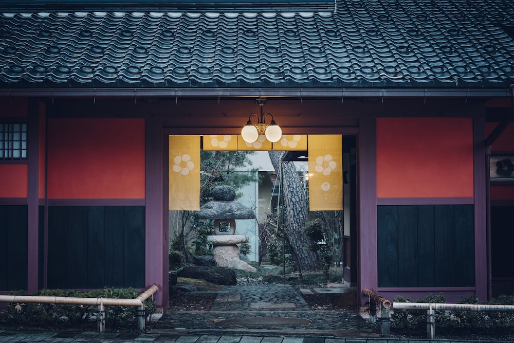 Hoshino Resorts Kai Kaga 2/50