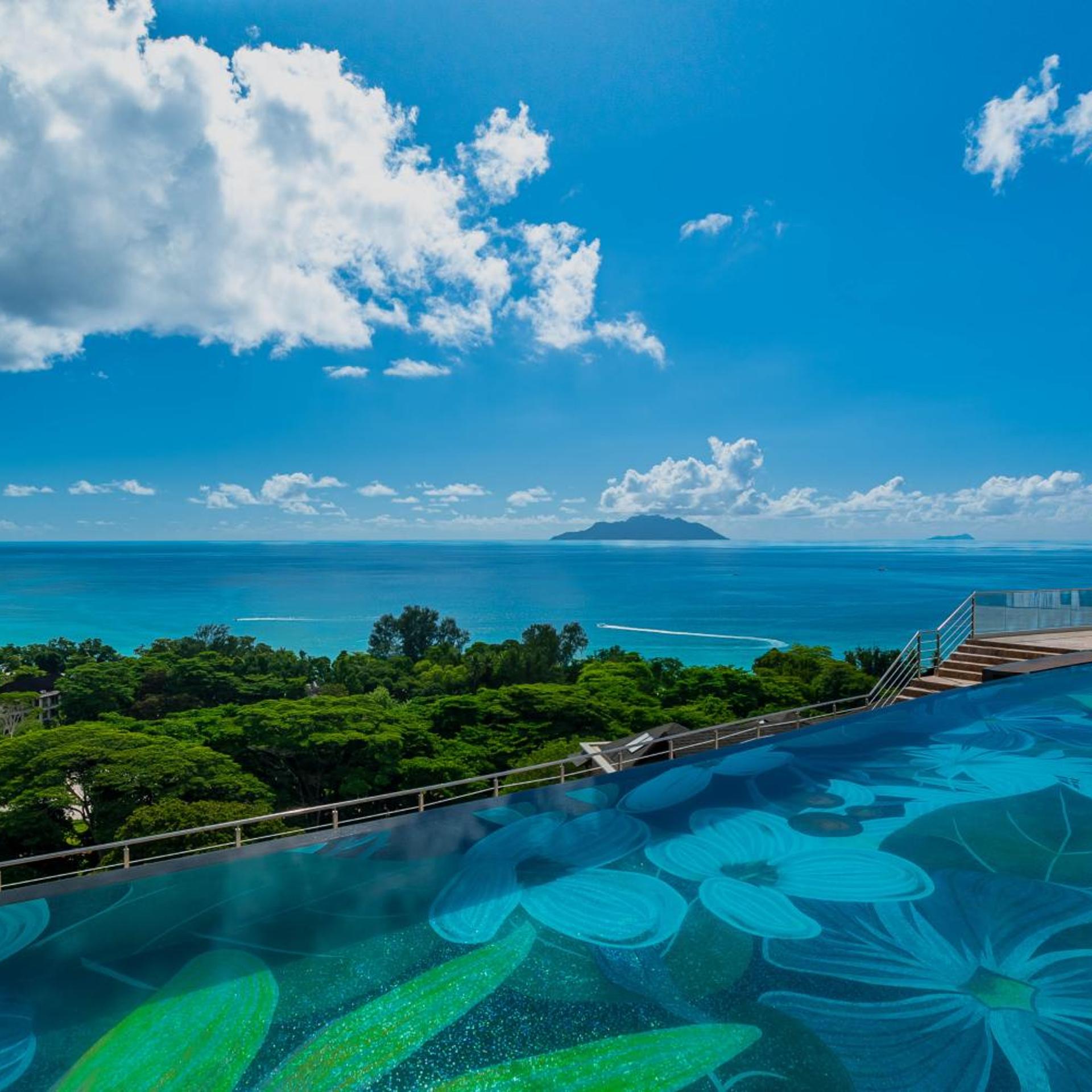 Gardens Hill Resort & Spa 52/60