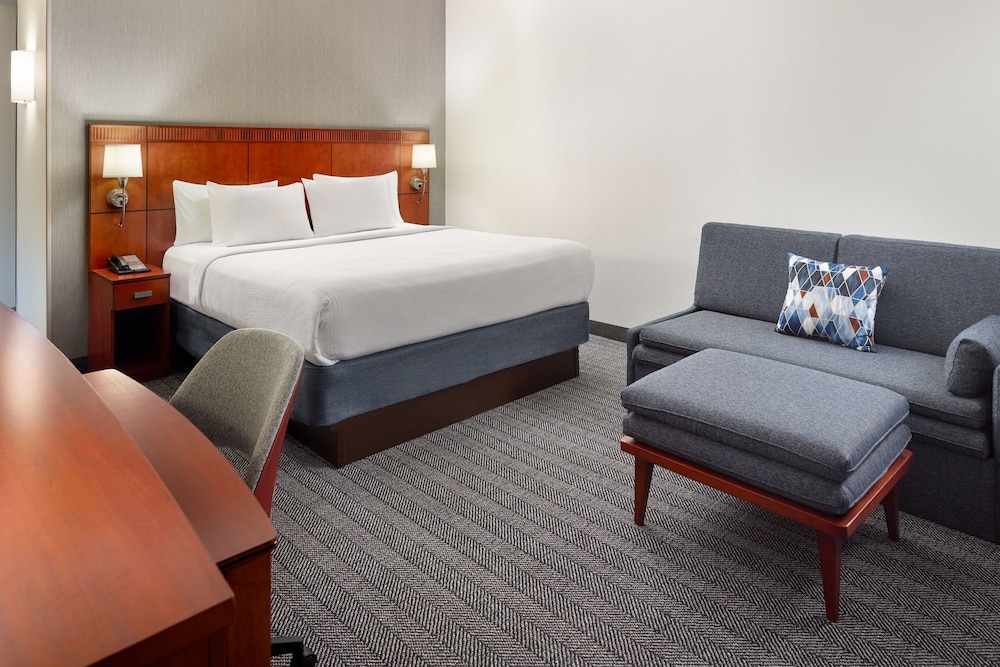Room at Courtyard By Marriott Atlanta Executive Park Emory, ATLANTA - GA