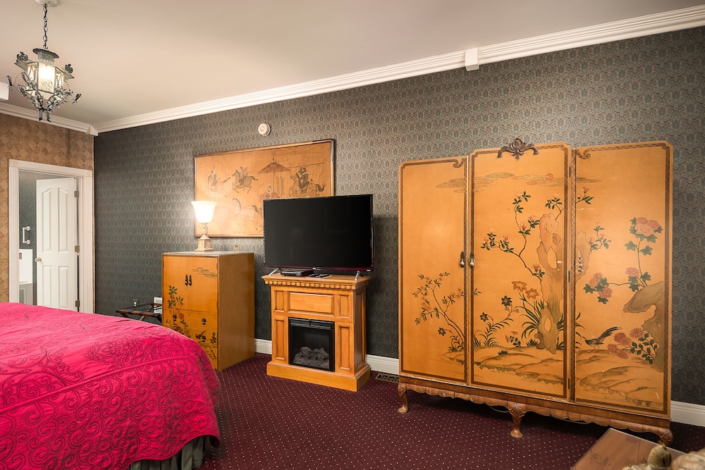 Montgomery Inn BnB 37/50