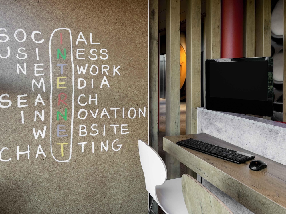 IBIS GENEVE AEROPORT 66/66