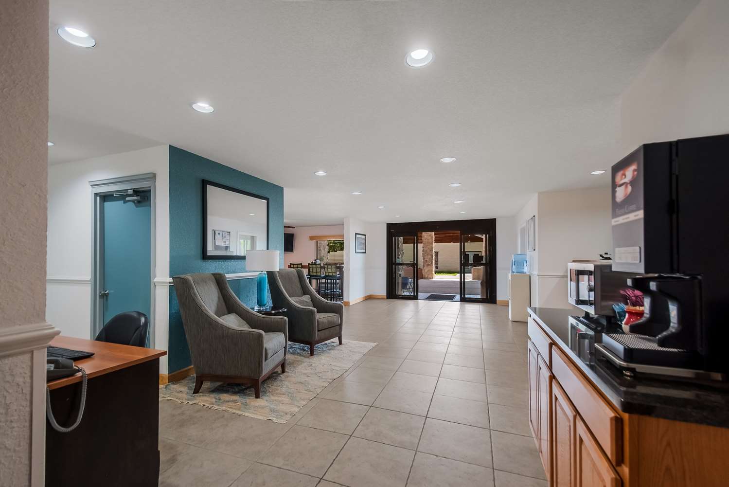 SureStay Plus by Best Western Berkeley Springs 25/38