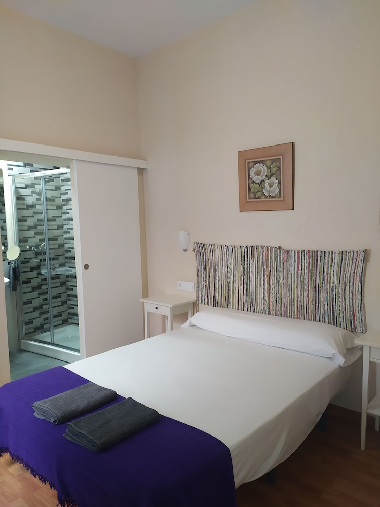 Pension Azahar 12/50