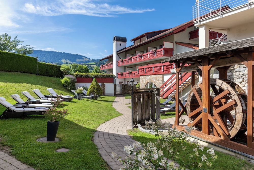 Königshof Hotel Resort 63/71