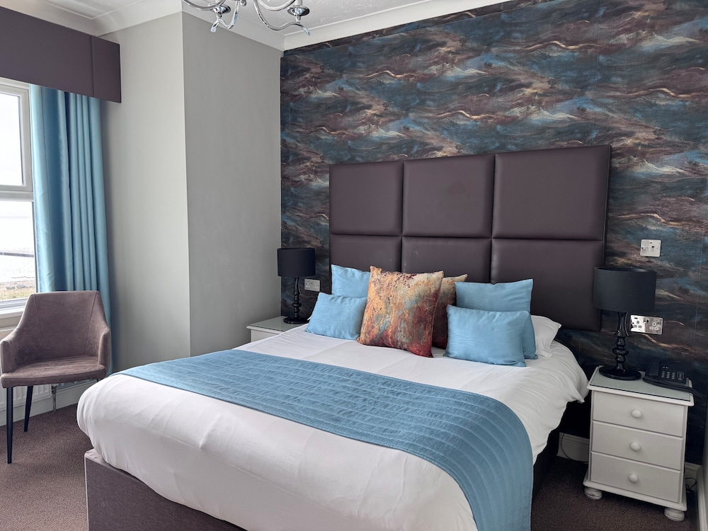 Camelia Hotel 24/76
