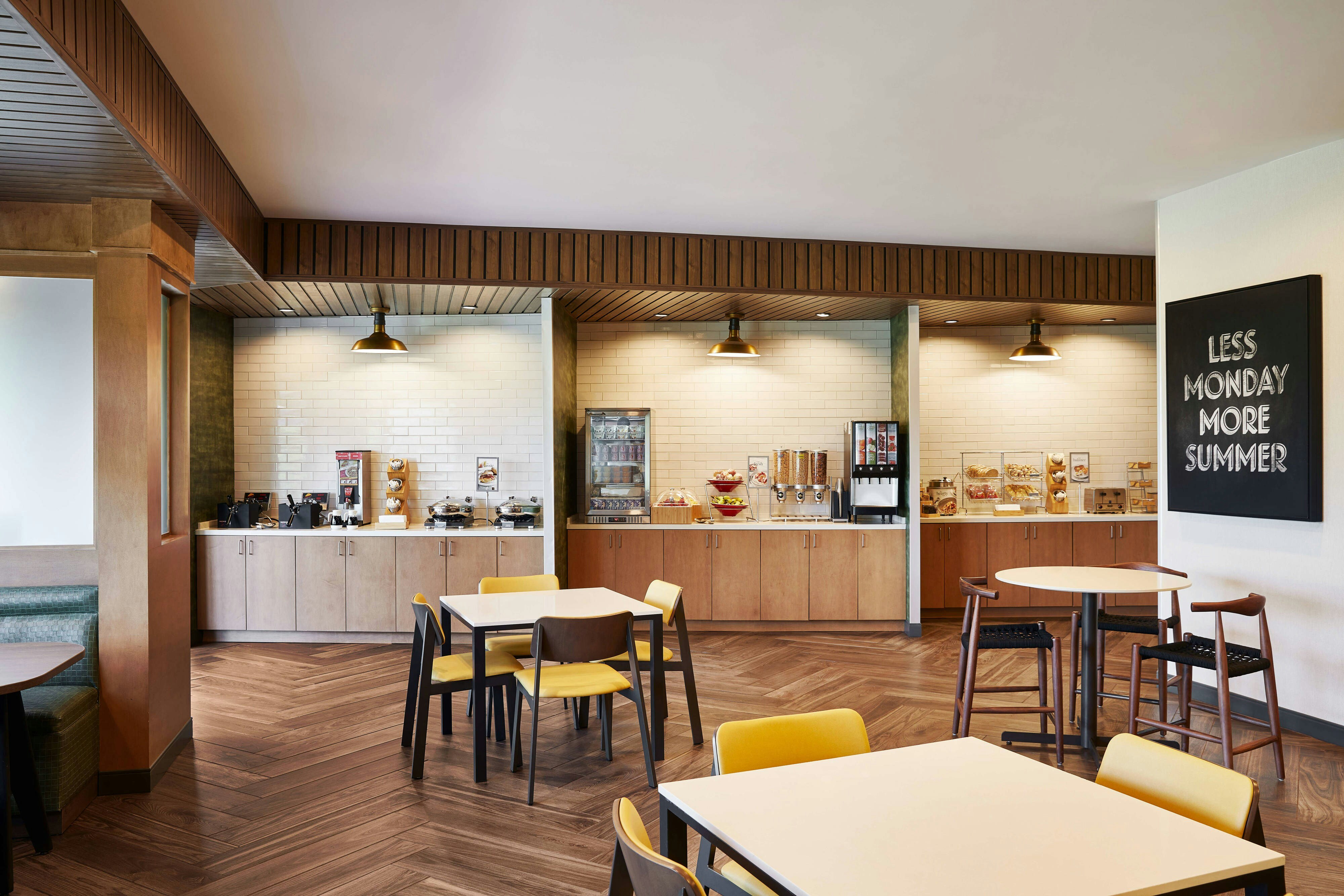 Fairfield Inn & Suites By Marriott Kansas City Belton 16/28