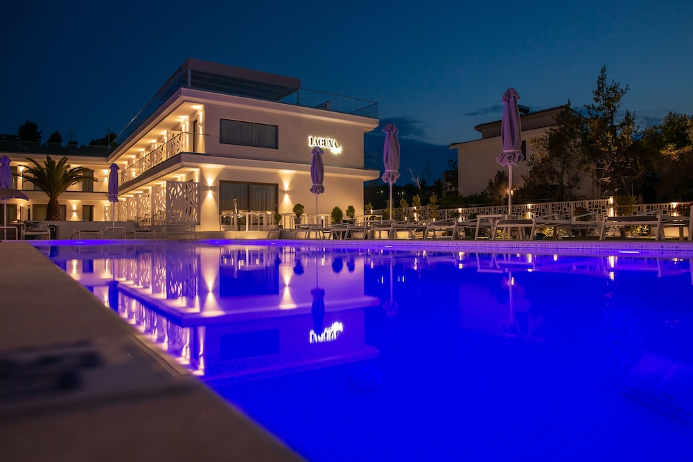 Laguna Resort 2/41