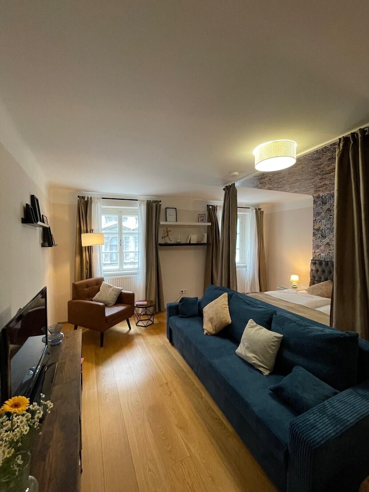 Kimi Apartments 18/50