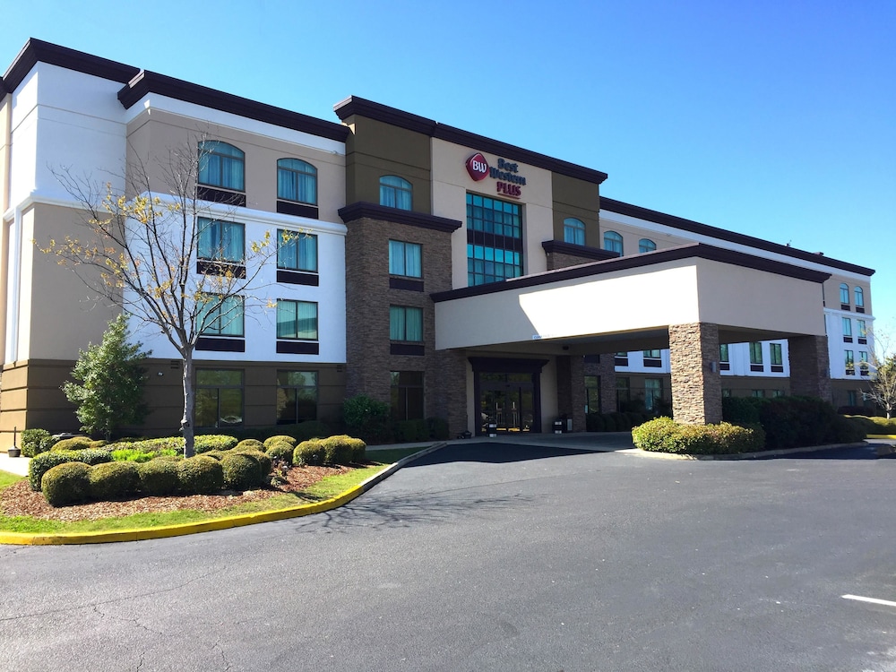 Best Western Plus Birmingham Inn & Suites 3/37