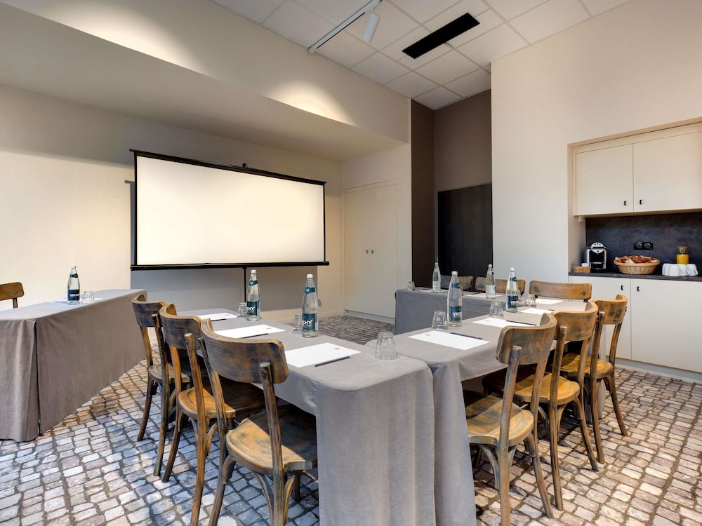 Ibis Vichy 55/59