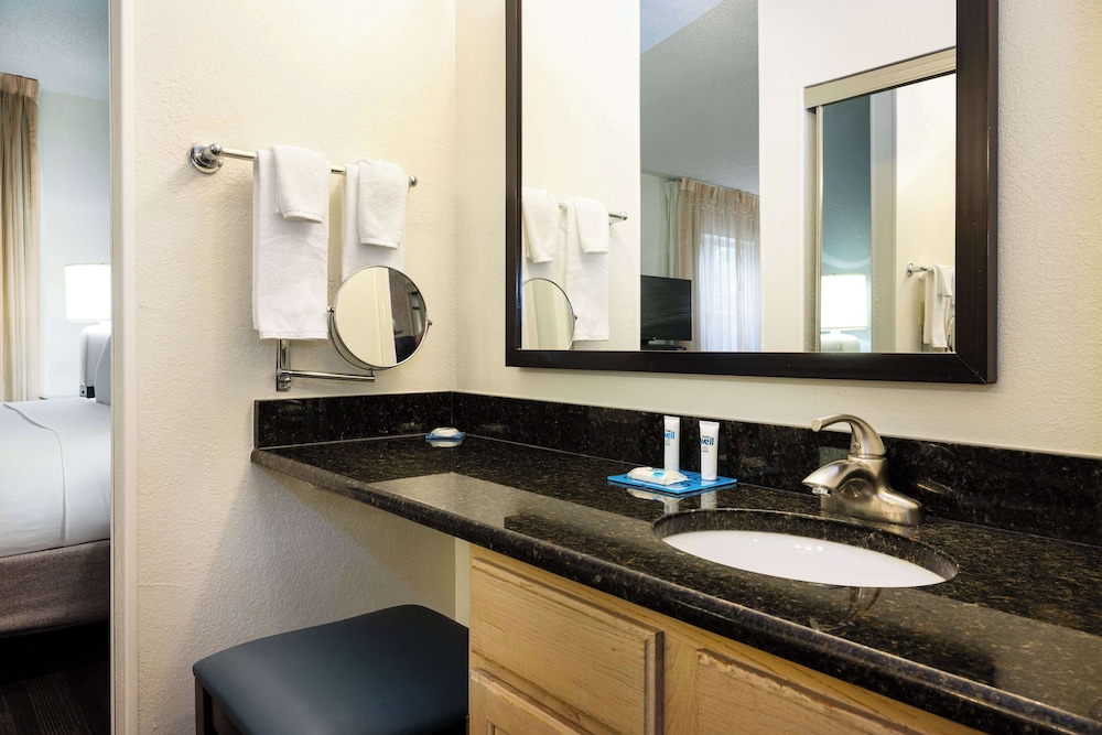 Hyatt House Herndon/Reston 44/50
