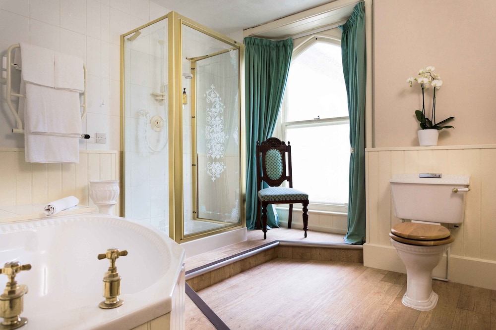 Penmorvah Manor Hotel 55/55