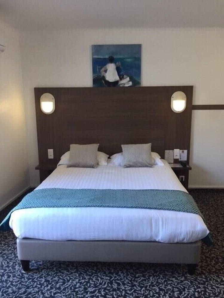 Hotel Le Galion 16/65