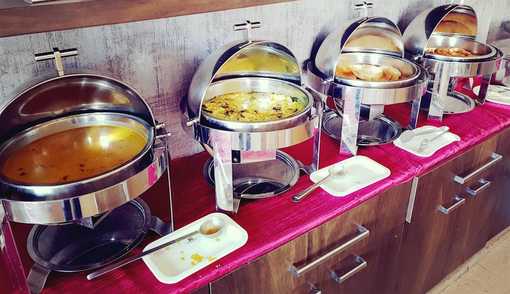 ホテル サンティ バヴァン 写真2