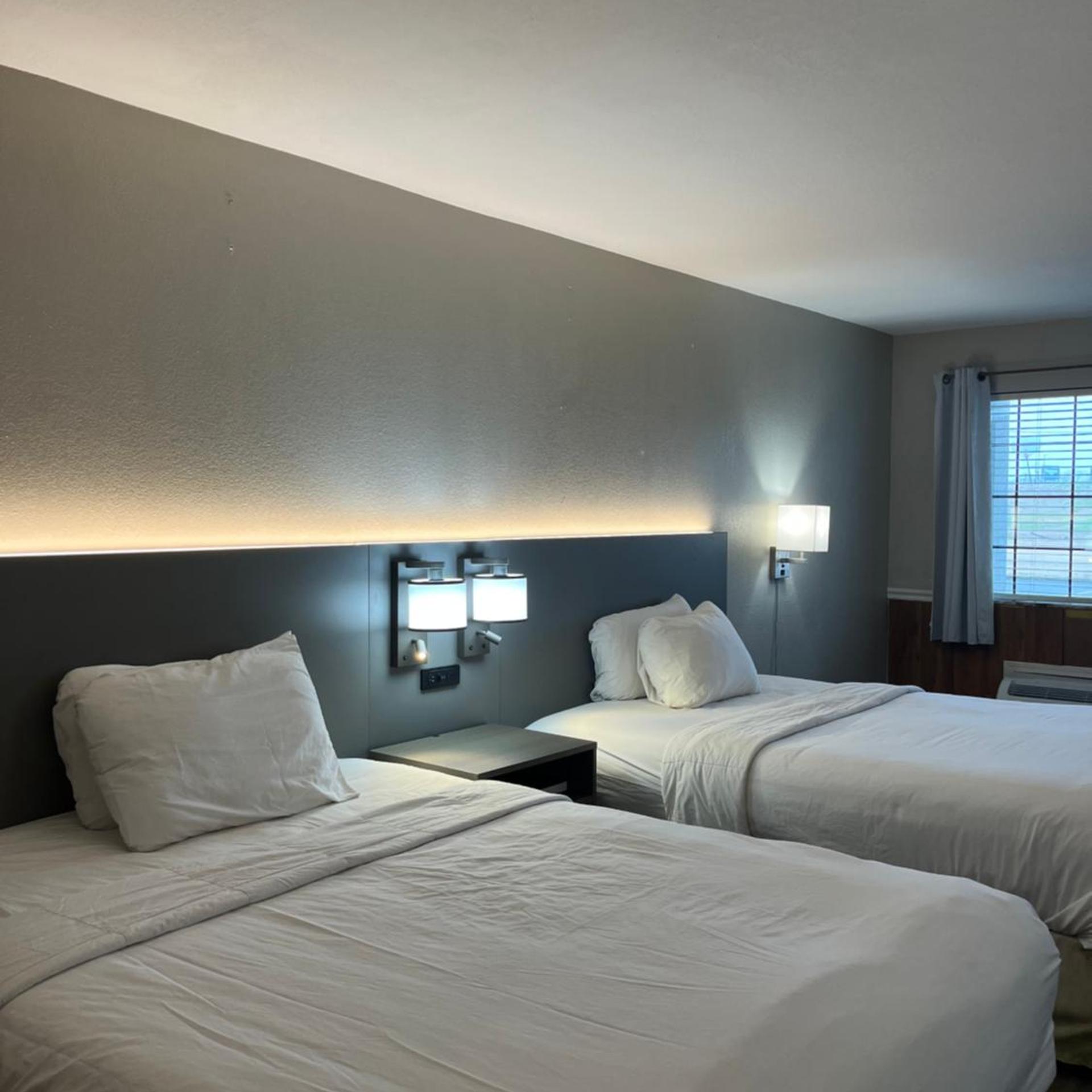 Hallmarc Inn & Suites of West Memphis 15/55