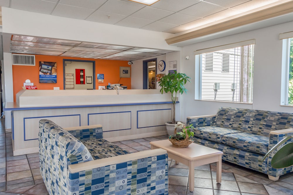 Motel6 Redmond, OR 26/39