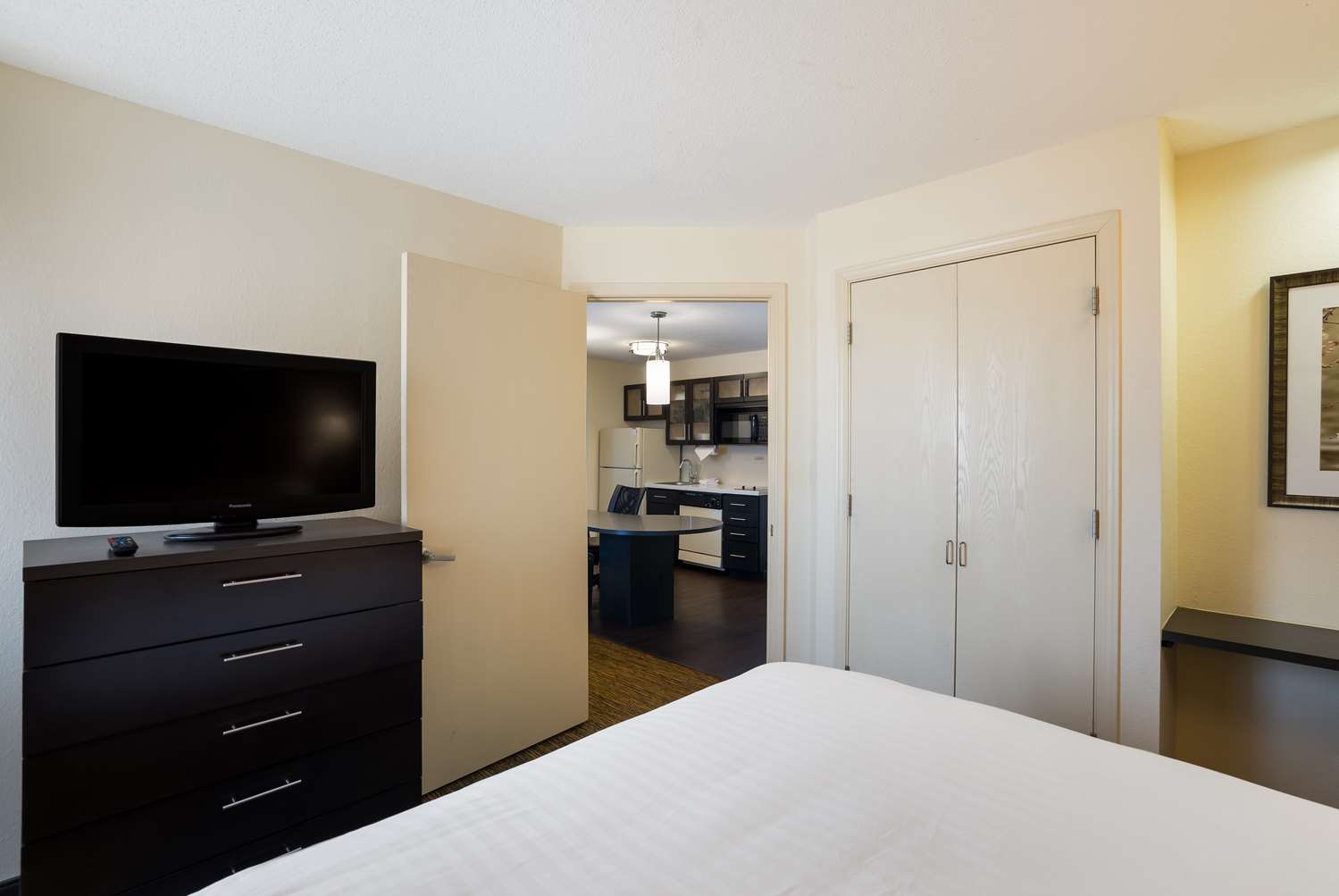 Sonesta Simply Suites Nashville Brentwood 7/36