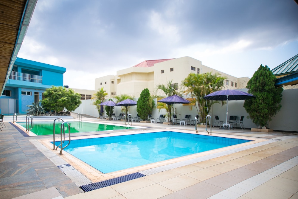 Erata Hotel 14/18