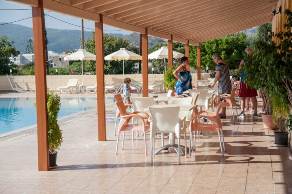 Hotel Eleni 22/40