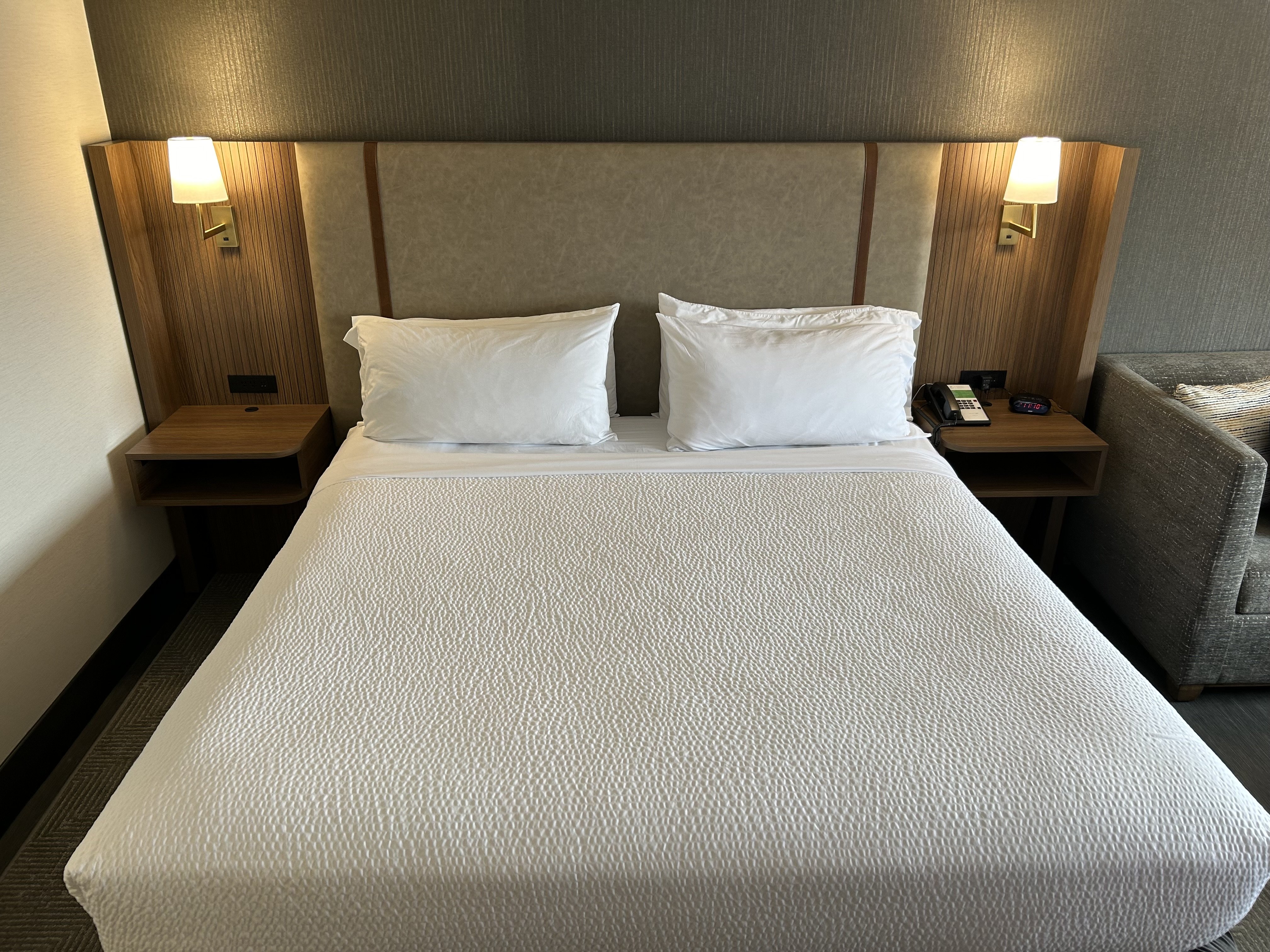 Holiday Inn Niagara Falls Scenic Downtown 11/50