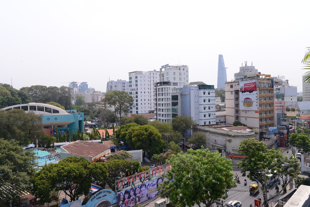 Rang Dong Hotel 32/36