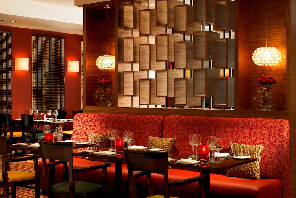 Delta Hotels by Marriott Peterborough 19/24