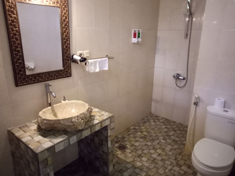 Atres Villa 42/50