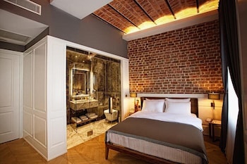 Hotel Miniature 23/75