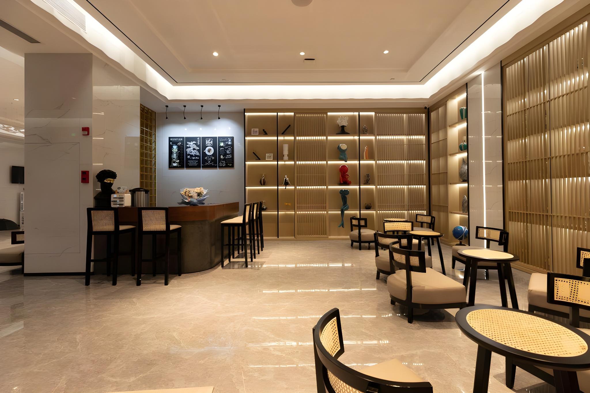 Grand Mercure Guangzhou Baiyun International Airport 16/26