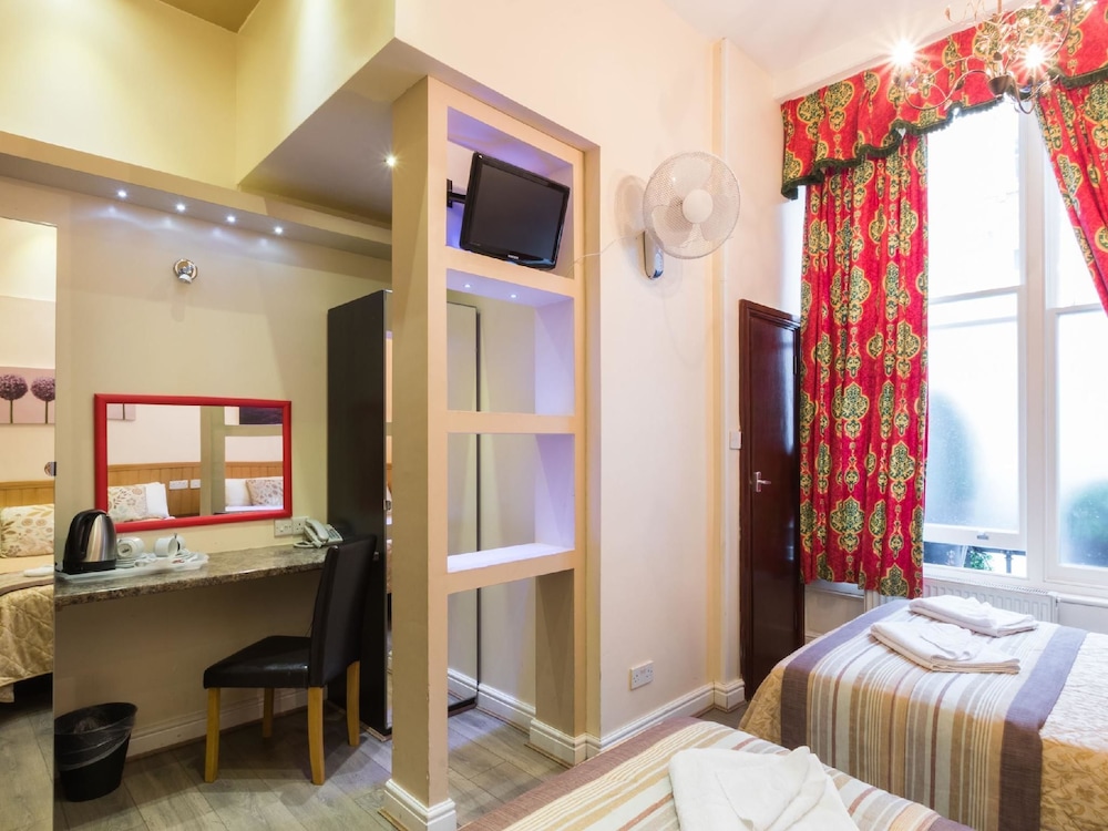 Notting Hill Gate Hotel 38/38
