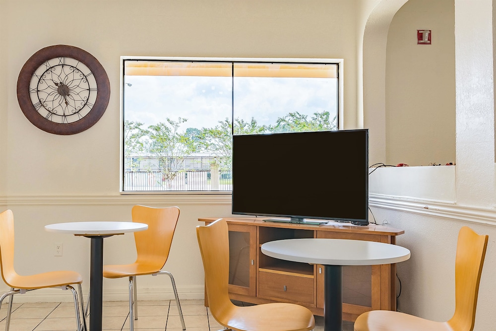 Motel6 Lake Charles, LA 44/55