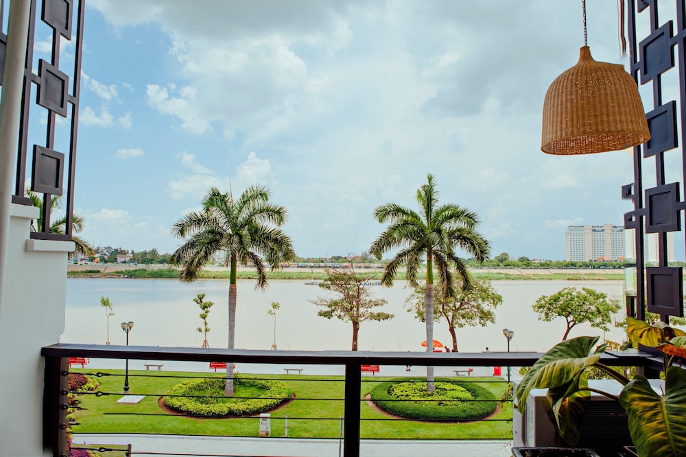 Tao Riverside Residence 42/50