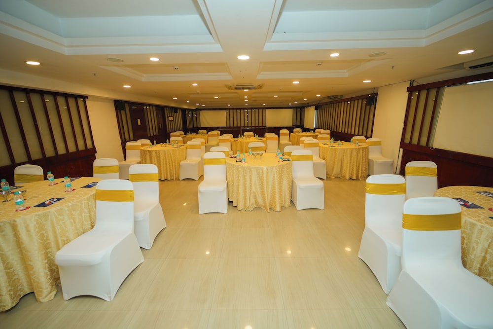 Zip by Spree Hotel Mangala International 52/70