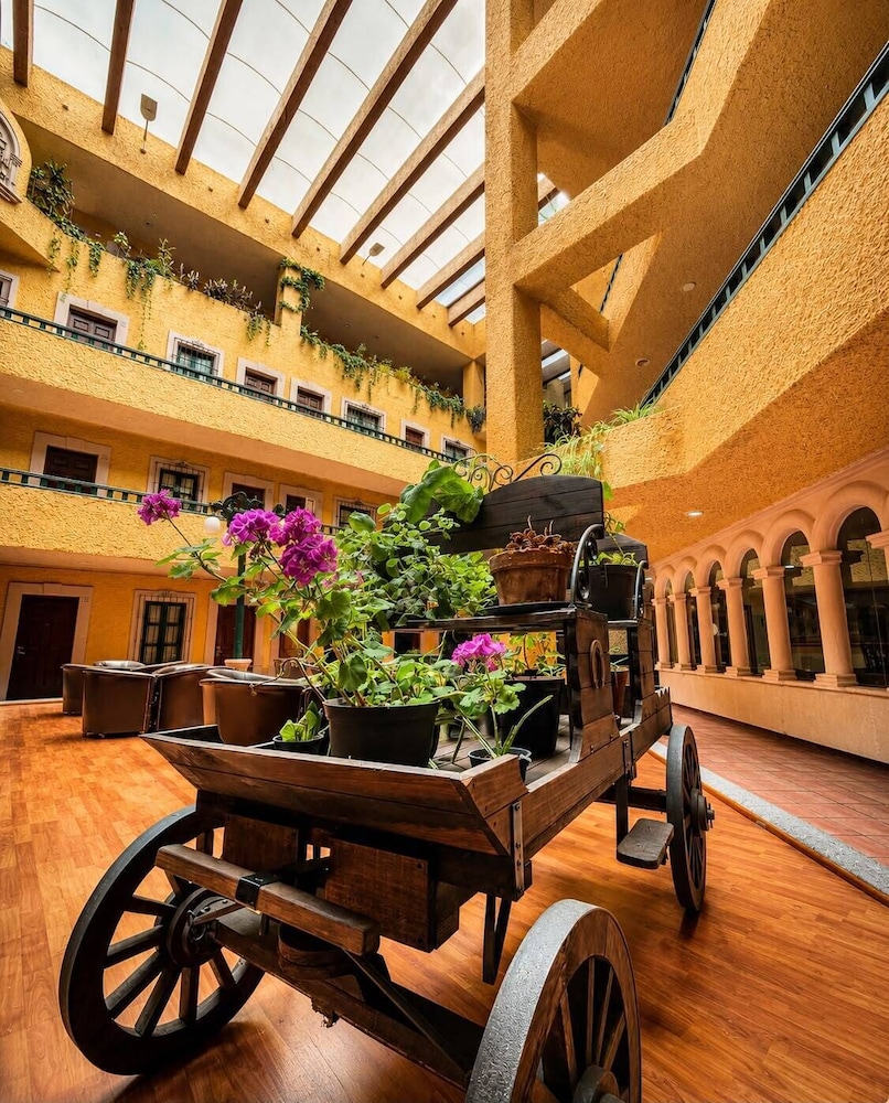 Hotel Meson De La Merced 30/45