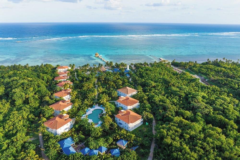 Margaritaville Beach Resort Ambergris Caye 36/50