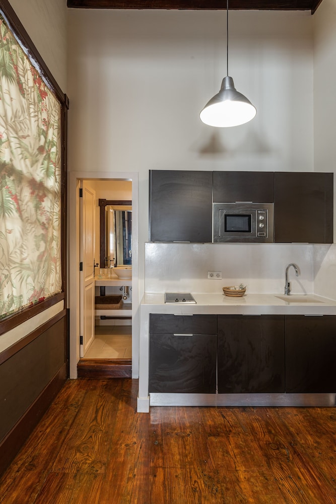 ISLA BAJA SUITES 8/72