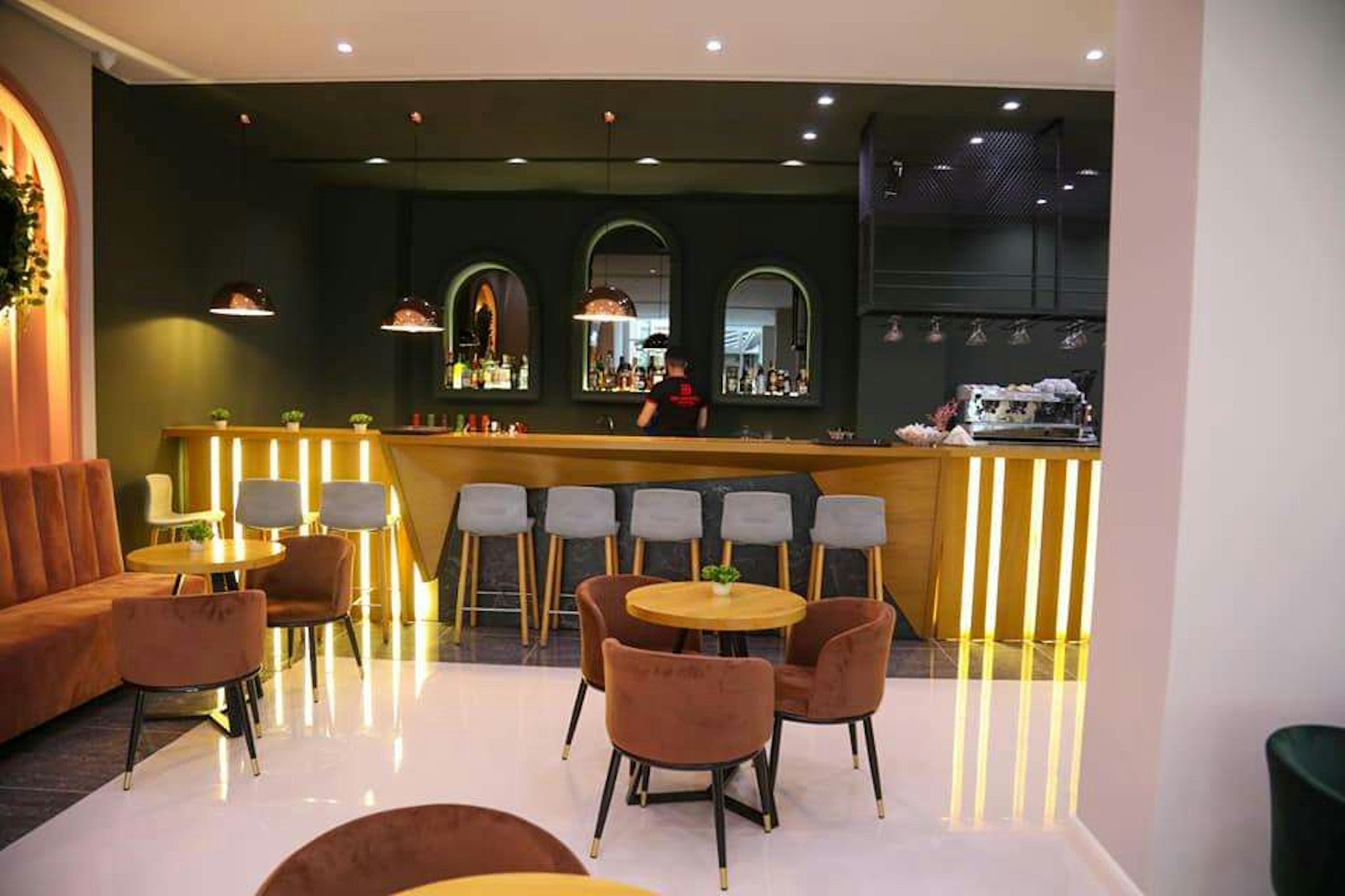 Ajsel Hotel 33/45