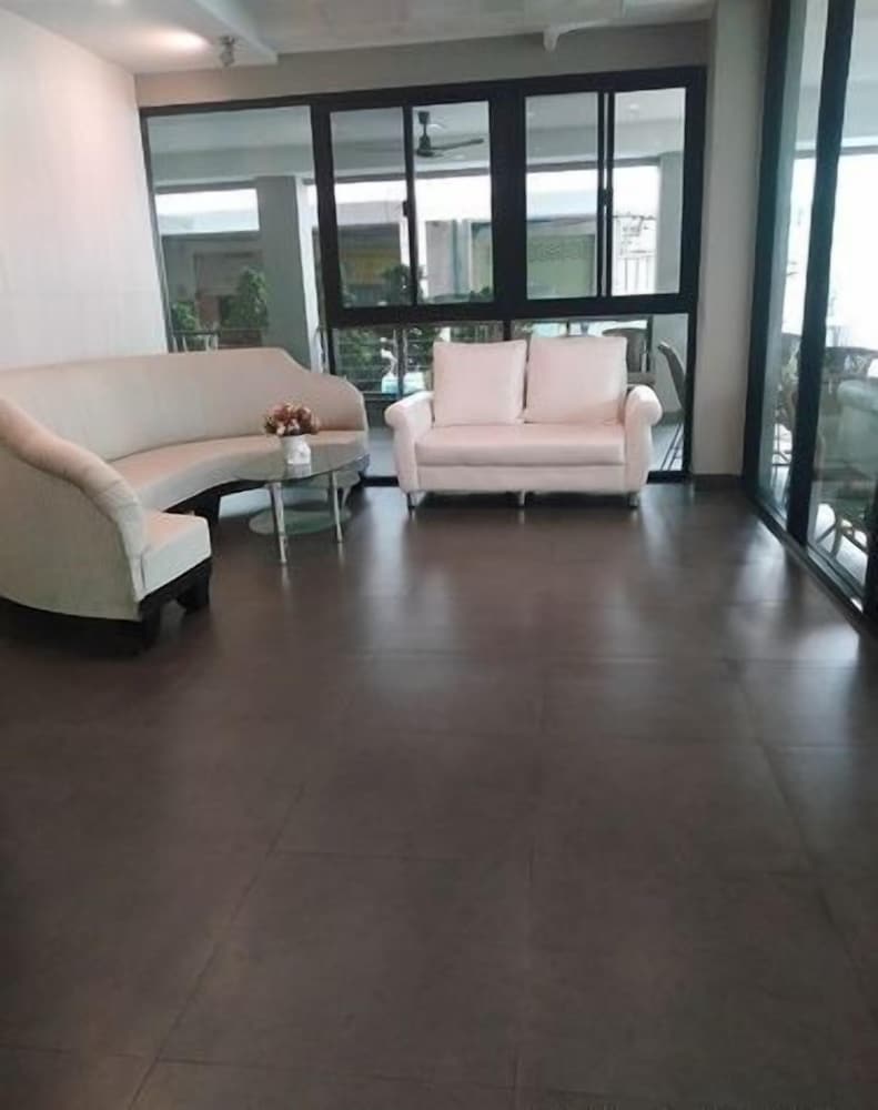 Abani Jomtien Inn 31/50