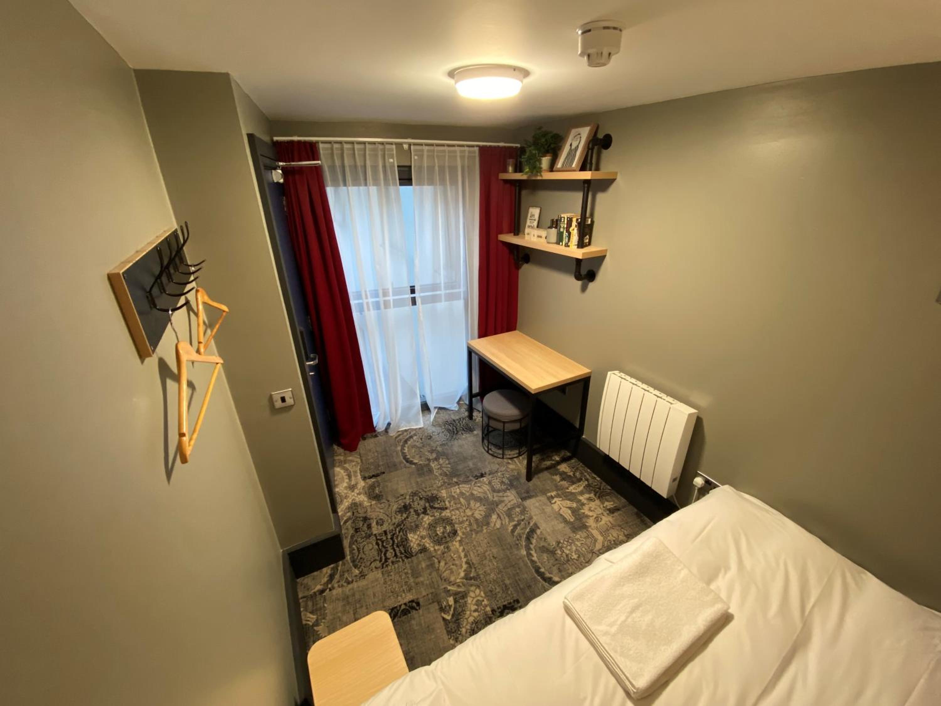Standard, Single, Shared Bathroom