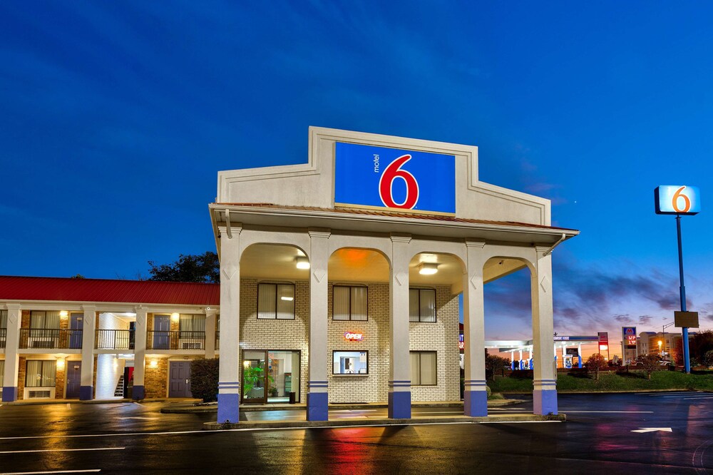 Motel6 Cookeville, TN in COOKEVILLE - TN