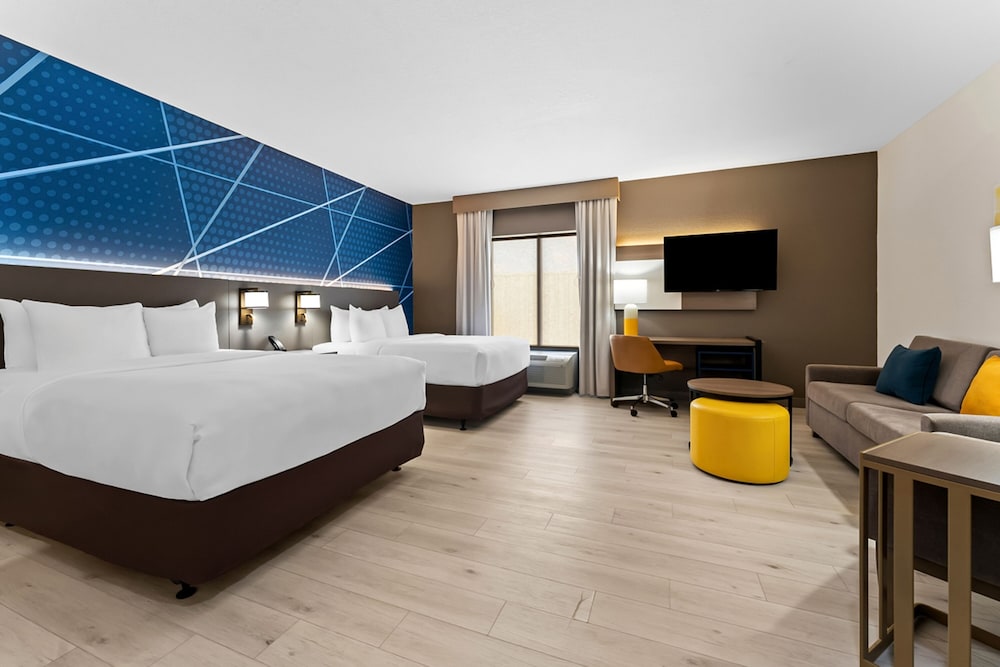 SUITE, 2 QUEEN BEDS, ACCESSIBLE